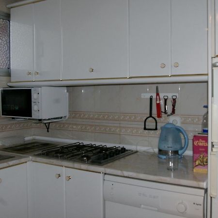 Apartamentos Carolina - Arca Rent Бенидорм Номер фото